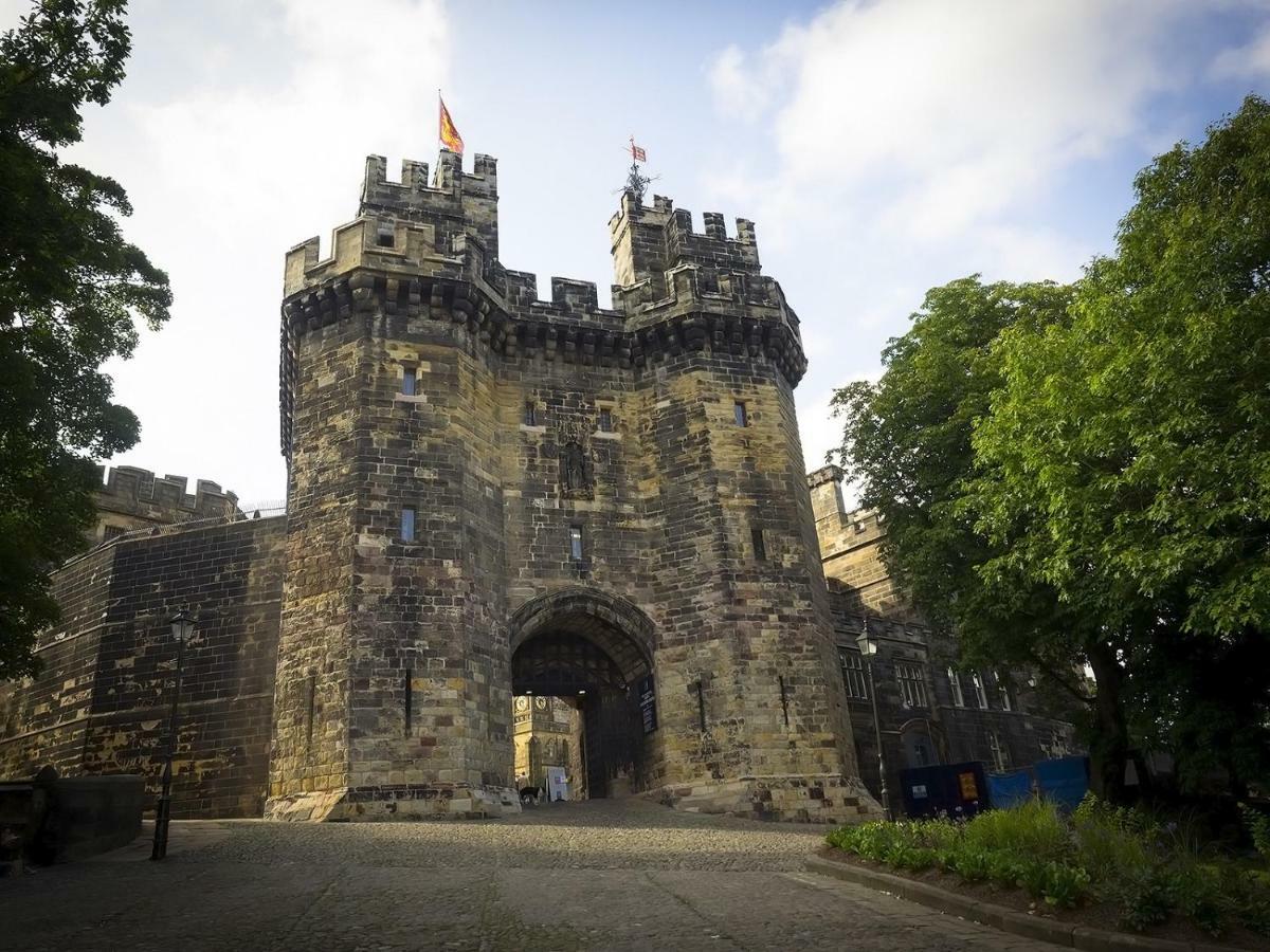 兰卡斯特Castle View别墅 外观 照片